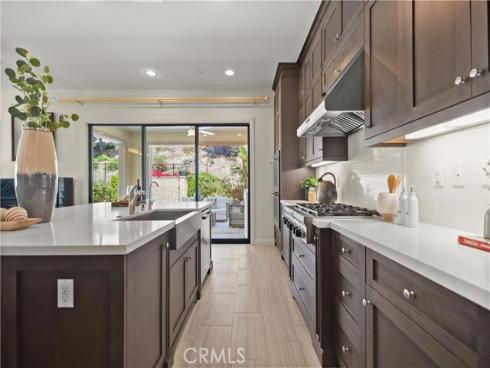 275 Pinnacle Drive, Lake Forest, CA