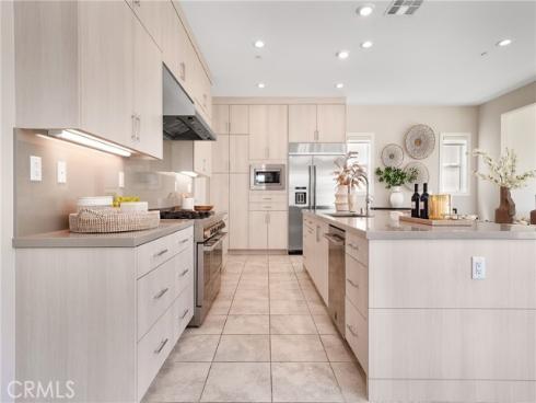 200 Wild Flower , Lake Forest, CA