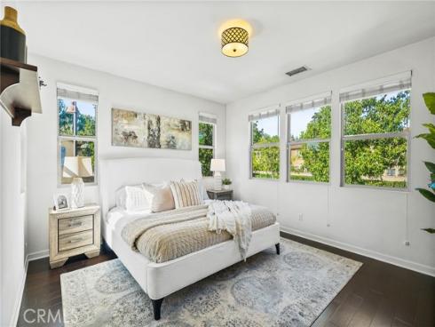 15  Clover  , Lake Forest, CA