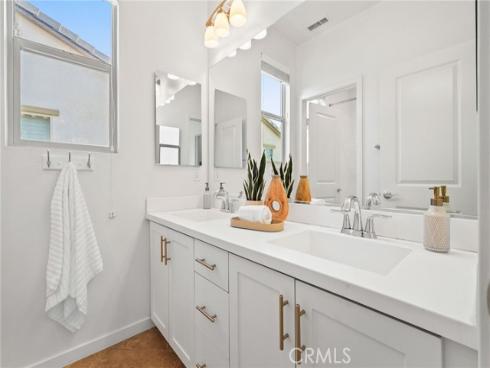 15  Clover  , Lake Forest, CA