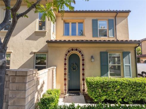 15  Clover  , Lake Forest, CA