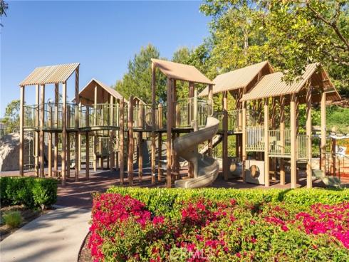 15  Clover  , Lake Forest, CA