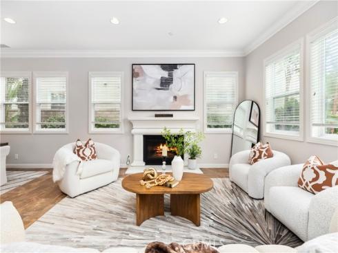 12 Starflower , Lake Forest, CA