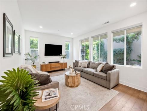 1253 Viejo Hills Drive, Lake Forest, CA