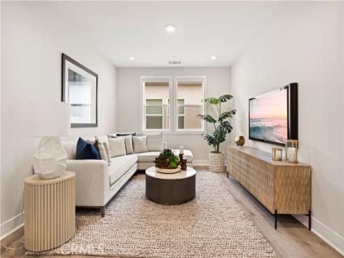 271 Huckleberry , Lake Forest, CA