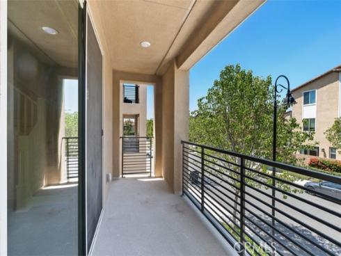 554  Catalonia  , Lake Forest, CA