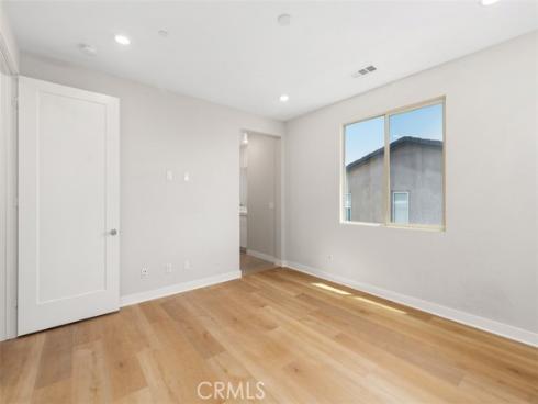 554  Catalonia  , Lake Forest, CA