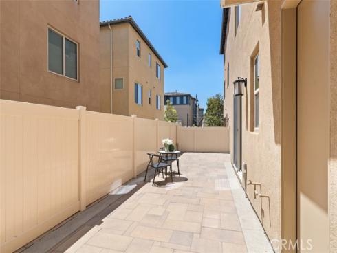 554  Catalonia  , Lake Forest, CA