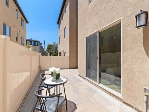 554  Catalonia  , Lake Forest, CA