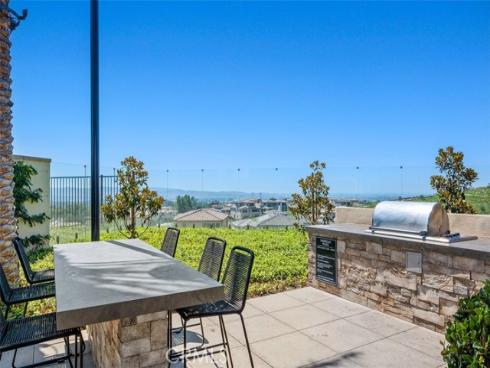 554  Catalonia  , Lake Forest, CA