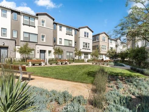 554  Catalonia  , Lake Forest, CA