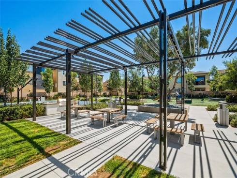 554  Catalonia  , Lake Forest, CA