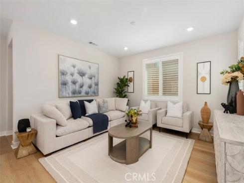 554  Catalonia  , Lake Forest, CA