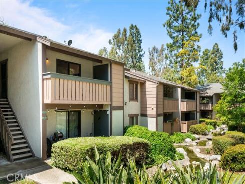 20702  El Toro  300  Road, Lake Forest, CA