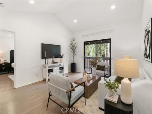 20702  El Toro  300  Road, Lake Forest, CA