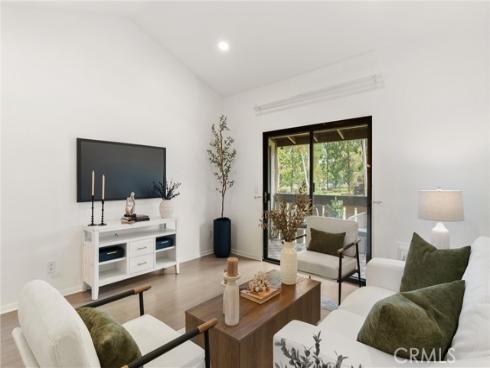 20702  El Toro  300  Road, Lake Forest, CA