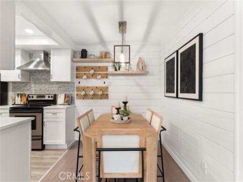 20702  El Toro  300  Road, Lake Forest, CA