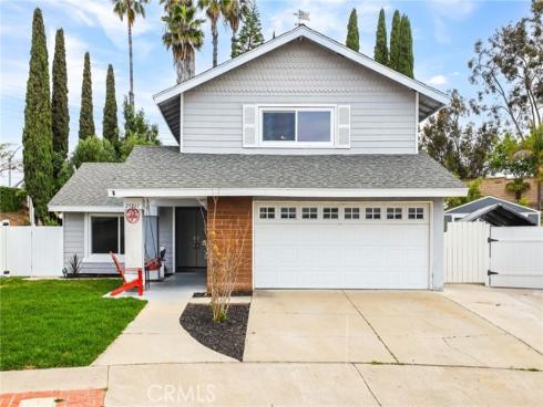 25801 Chapel Hill Drive, Lake Forest, CA