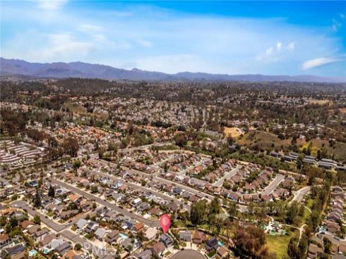 25735  Williamsburg   Court, Lake Forest, CA