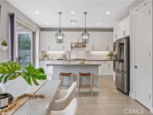 2233 Arroyo Trabuco Way, Lake Forest, CA