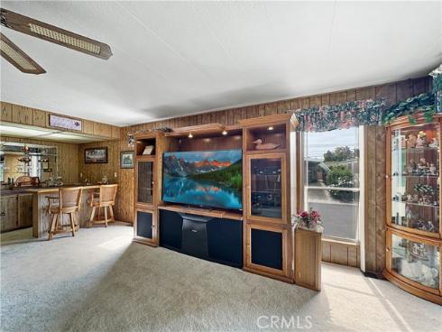 24701 Raymond 98 Way, Lake Forest, CA