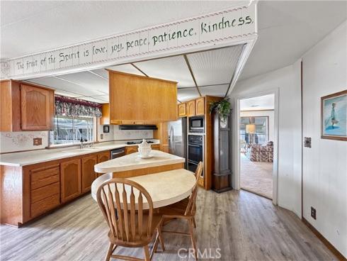 24701 Raymond 98 Way, Lake Forest, CA