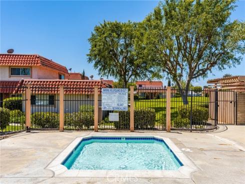 25388 Via Verde 4 , Lake Forest, CA