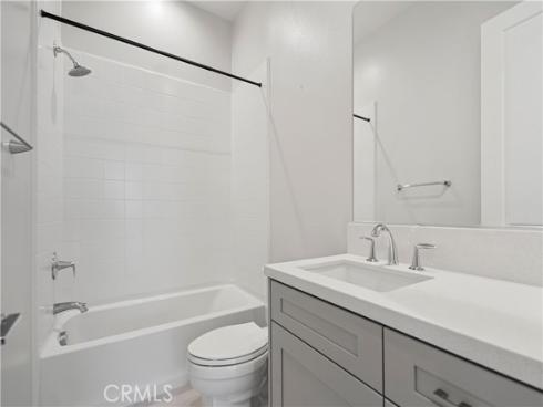 130 Parkland Alley, Lake Forest, CA