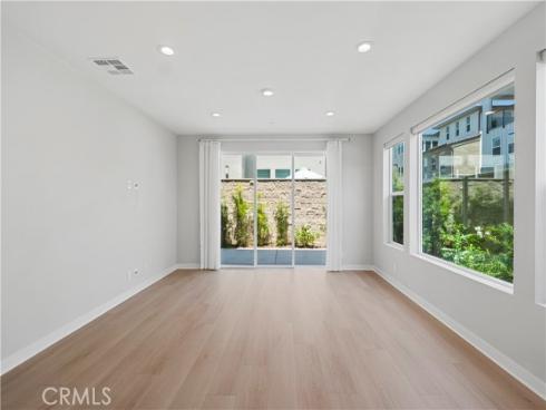 130 Parkland Alley, Lake Forest, CA