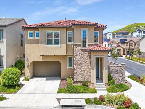 1901 Aliso Canyon Drive, Lake Forest, CA
