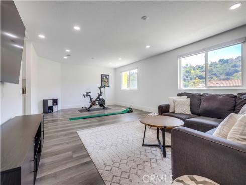 19416 Shadow Oak Drive, Lake Forest, CA