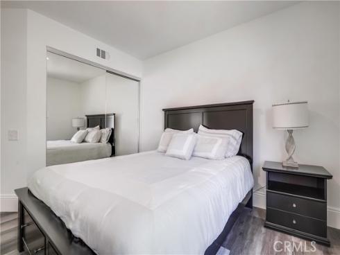 19416 Shadow Oak Drive, Lake Forest, CA