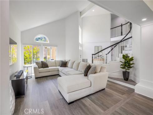 19416 Shadow Oak Drive, Lake Forest, CA