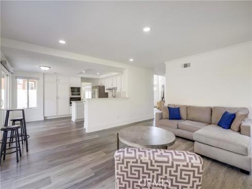 19416 Shadow Oak Drive, Lake Forest, CA