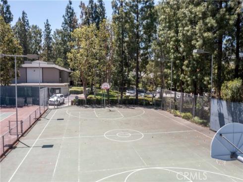 20702  El Toro  6  Road, Lake Forest, CA