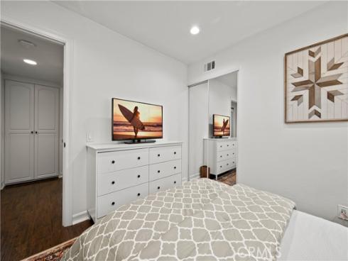 22565 Cottonwood Circle, Lake Forest, CA