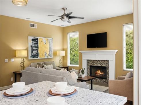 23  Calle Cabrillo  , Lake Forest, CA