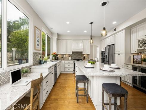 23  Calle Cabrillo  , Lake Forest, CA