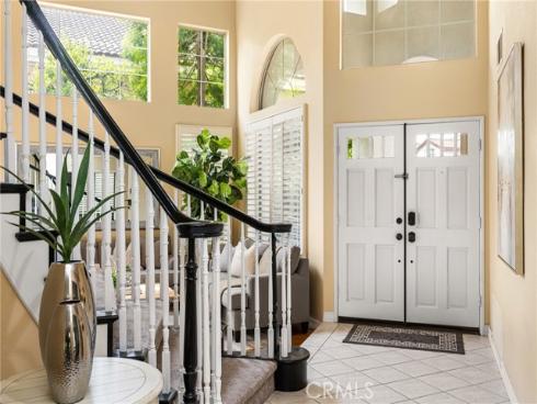 23  Calle Cabrillo  , Lake Forest, CA