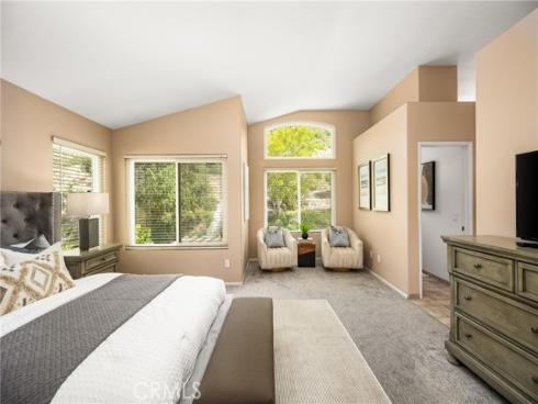 23  Calle Cabrillo  , Lake Forest, CA