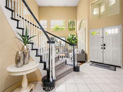 23  Calle Cabrillo  , Lake Forest, CA