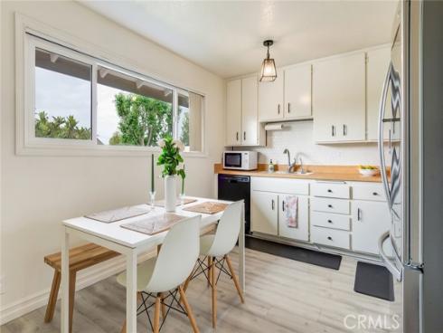 23292  Orange  6  Avenue, Lake Forest, CA