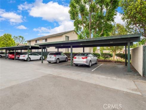 23292  Orange  6  Avenue, Lake Forest, CA