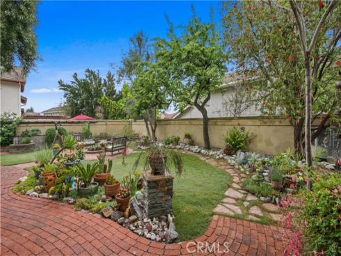 19095 Woodland Way, Lake Forest, CA