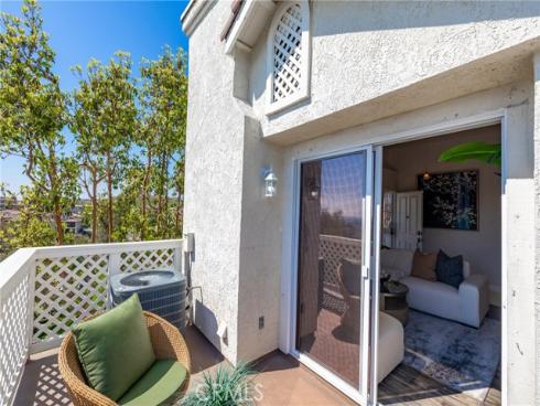 21011  Marin  103 , Lake Forest, CA