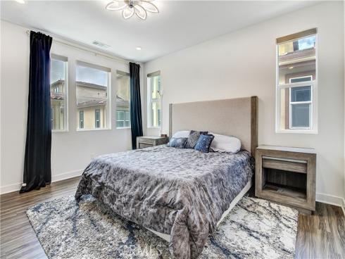 261  Siena  , Lake Forest, CA