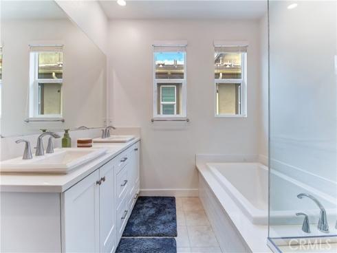 261  Siena  , Lake Forest, CA