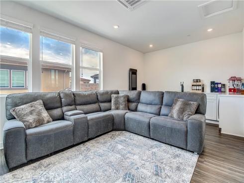 261  Siena  , Lake Forest, CA