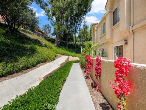 21124 Gladiolos Way, Lake Forest, CA