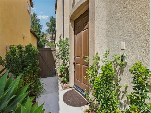 285  Pinnacle   Drive, Lake Forest, CA